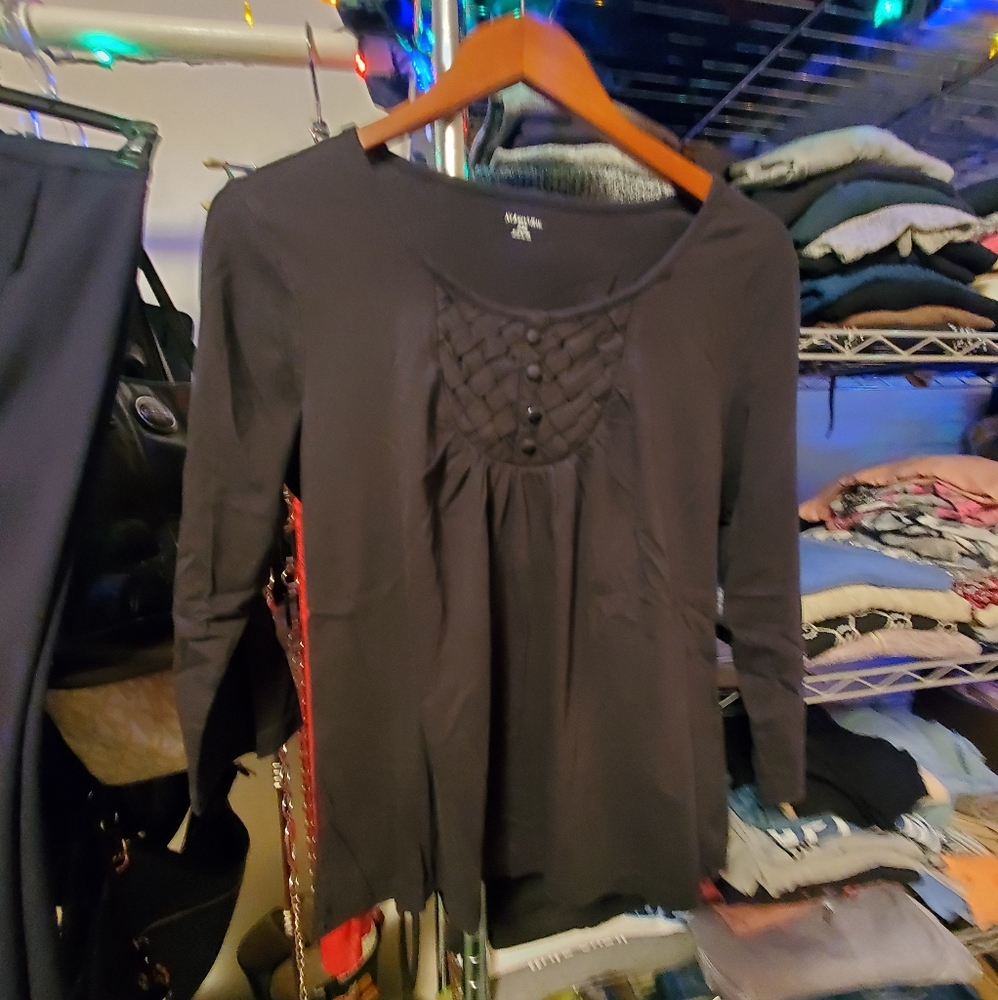 Casual black top